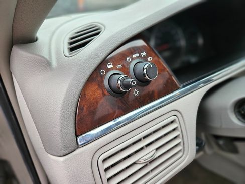 Used 2008 Buick LaCrosse CXL w/ Driver Confidence Package image 11