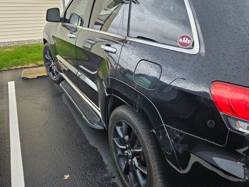 Used 2014 Jeep Grand Cherokee Summit image 5