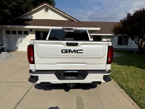 Used 2022 GMC Sierra 1500 Denali Ultimate image 6