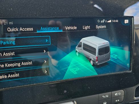 Used 2022 Mercedes-Benz Sprinter 3500 image 25