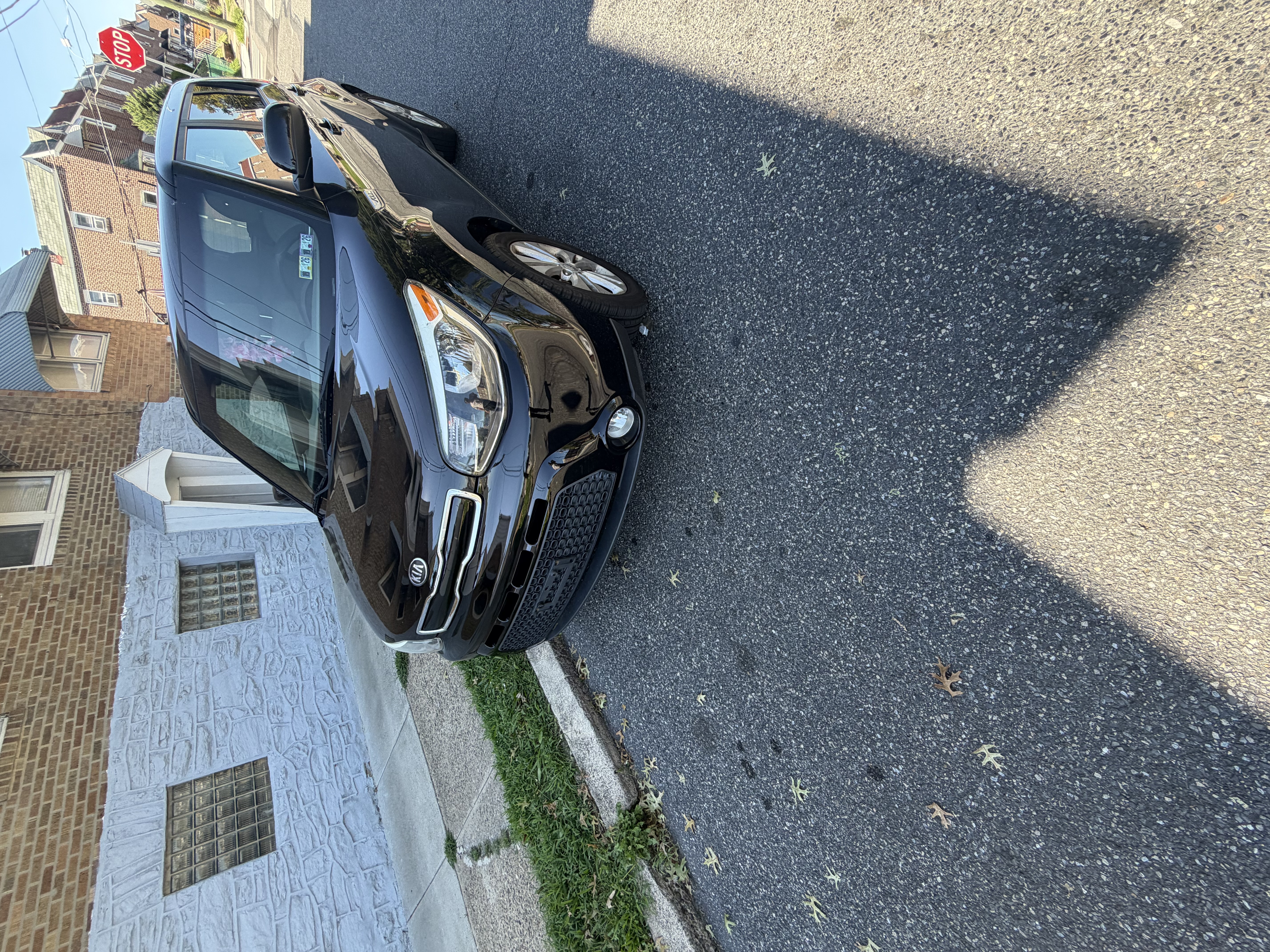 Used 2016 Kia Soul + FWD image 1