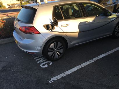 Used 2015 Volkswagen e-Golf SEL Premium