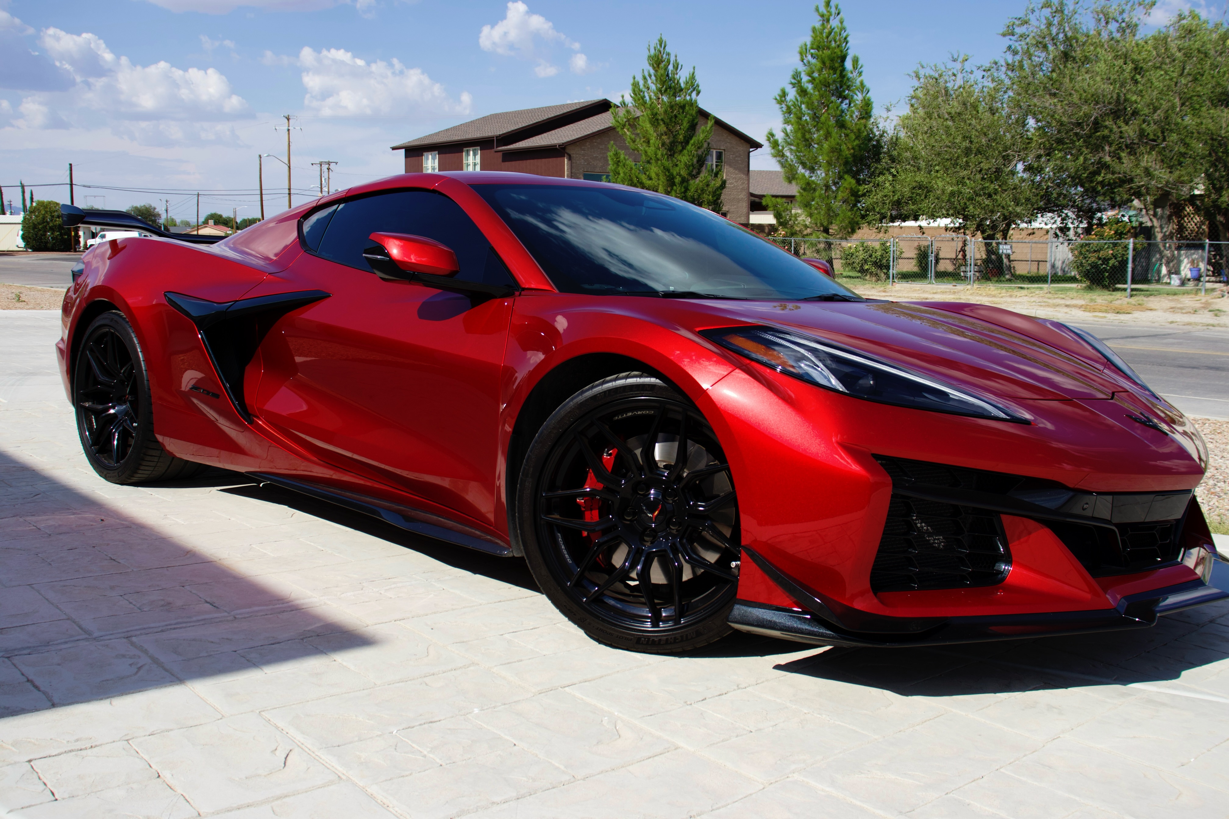 Used 2024 Chevrolet Corvette Z06 RWD image 15