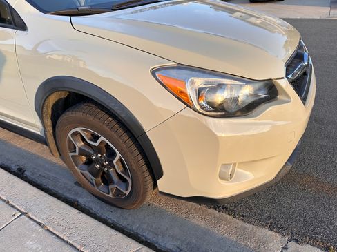 Used 2014 Subaru Crosstrek 2.0i Premium image 5