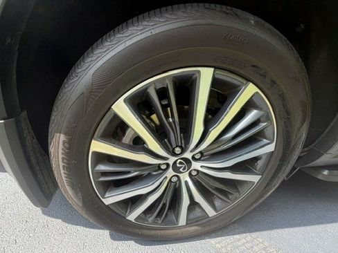 Used 2022 INFINITI QX60 Sensory w/ Vision Package AWD/4WD image 16