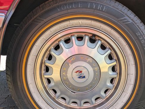 Used 1995 Buick Roadmaster Limited image 12