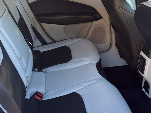 Used 2017 Jeep Compass Latitude w/ Popular Equipment Group image 6