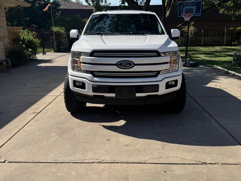 Used 2019 Ford F150 Lariat AWD/4WD image 4