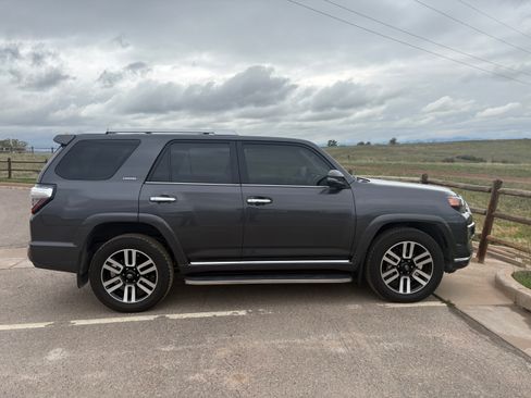 Used 2023 Toyota 4Runner Limited AWD/4WD image 4