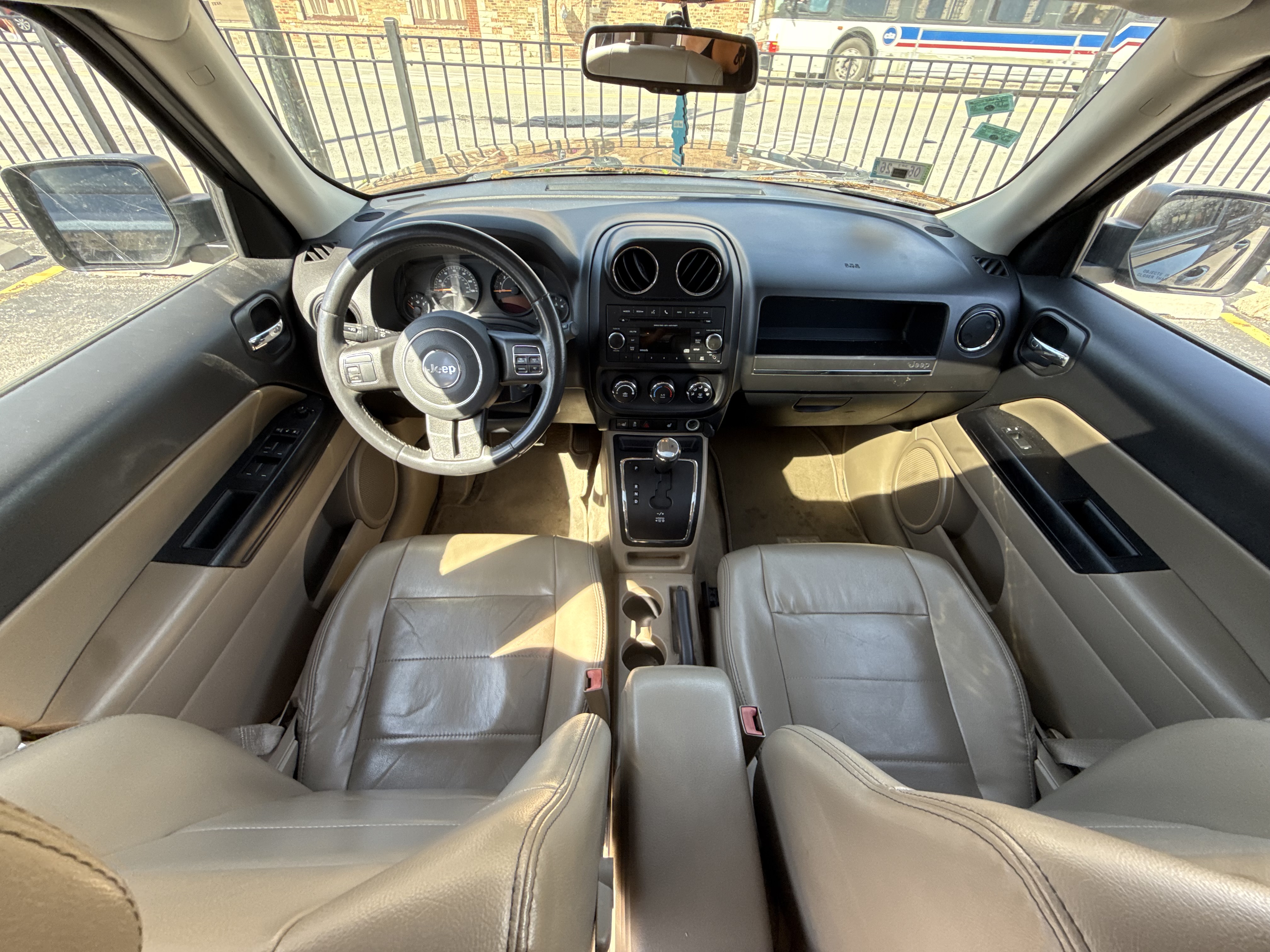 Used 2015 Jeep Patriot High Altitude FWD image 2