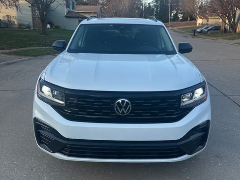 Used 2022 Volkswagen Atlas SEL R-Line image 5