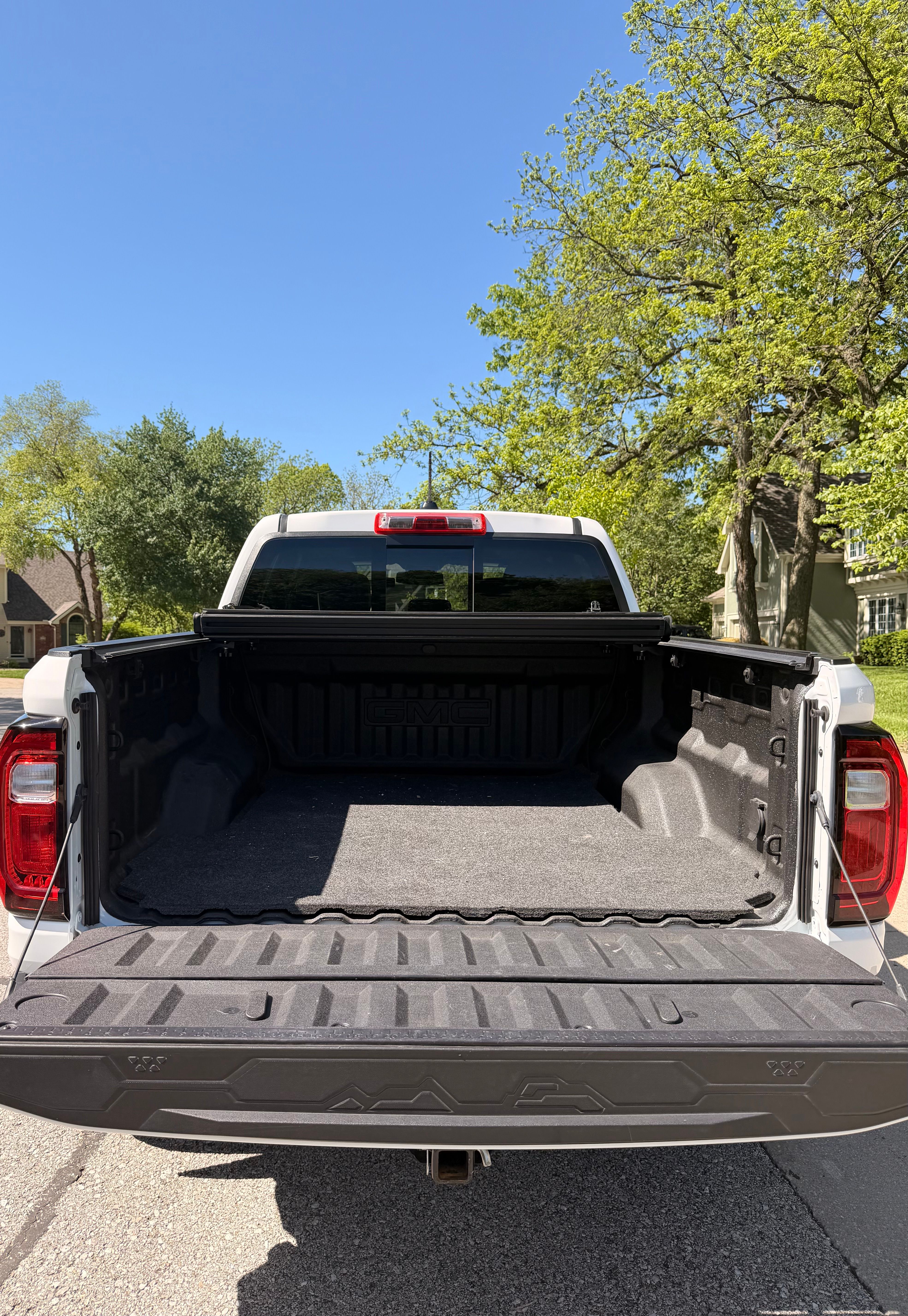 Used 2025 GMC Canyon Denali AWD/4WD image 25