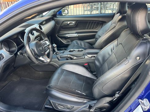 Used 2015 Ford Mustang Premium w/ Equipment Group 201A image 8