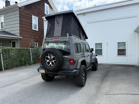 Used 2021 Jeep Wrangler Unlimited Rubicon AWD/4WD image 16