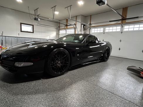 Used 2003 Chevrolet Corvette Z06 w/ Memory Package, 3 Drivers RWD image 11