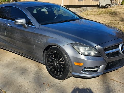 Used 2012 Mercedes-Benz CLS 550 image 32