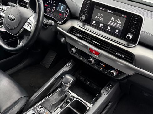 Used 2020 Kia Telluride S w/ S 8 Passenger Seating Package image 13