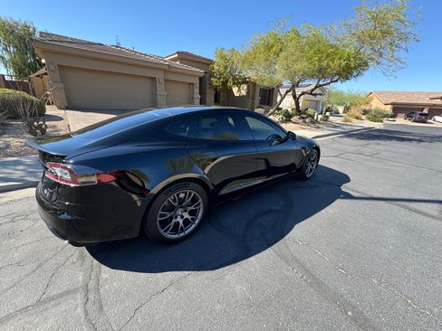 Used 2021 Tesla Model S Plaid image 6