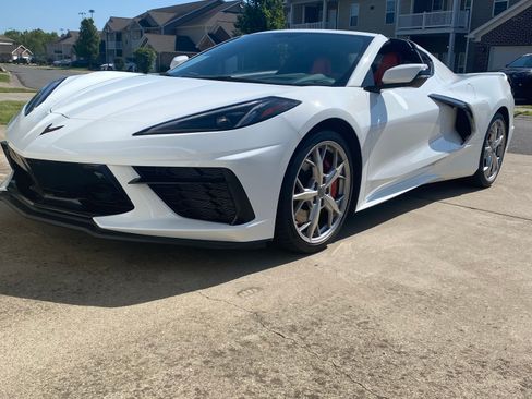 Used 2022 Chevrolet Corvette Stingray Preferred Cpe w/ Z51 Performance Package RWD image 9