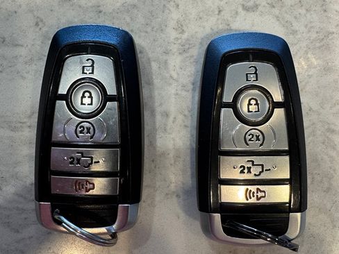 Used 2018 Ford F150 Lariat image 12