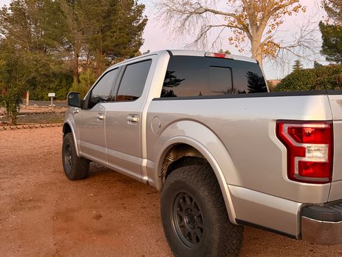 Used 2019 Ford F150 Lariat image 6