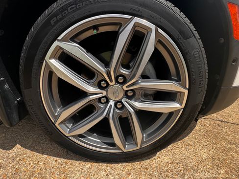 Used 2020 Cadillac XT4 Sport FWD image 11