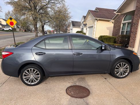 Used 2016 Toyota Corolla LE image 6