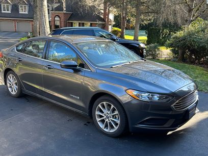 Used 2017 Ford Fusion SE