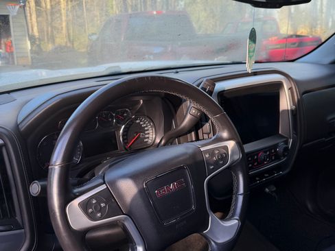 Used 2014 GMC Sierra 1500 SLE w/ SLE Value Package image 9