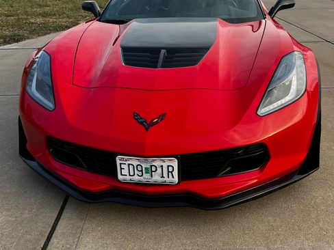 Used 2017 Chevrolet Corvette Z06 image 1
