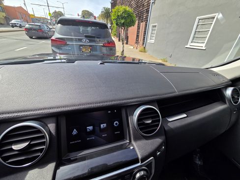 Used 2013 Land Rover LR4 HSE image 20