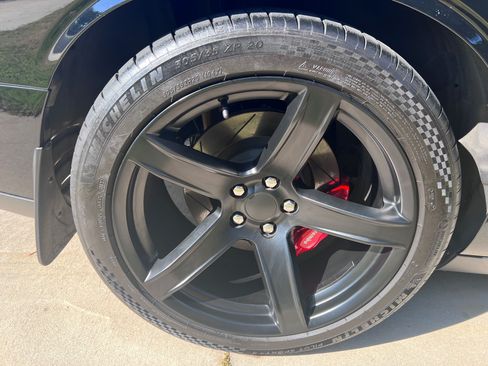 Used 2015 Dodge Challenger SRT Hellcat image 13