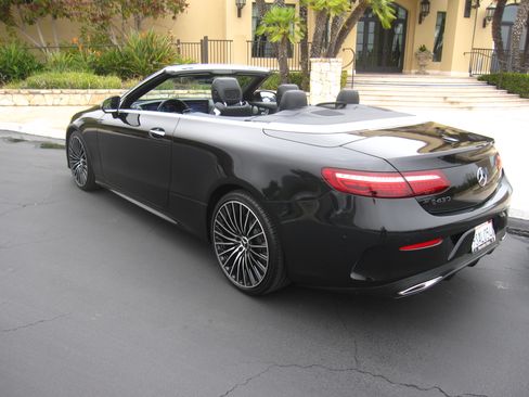 Used 2022 Mercedes-Benz E 450 E 450 Cabriolet 2D image 4