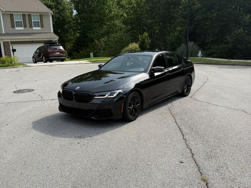 Used 2021 BMW 530i xDrive w/ M Sport Package AWD/4WD image 1