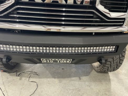 Used 2018 RAM 2500 Longhorn w/ Longhorn Southfork Package image 21