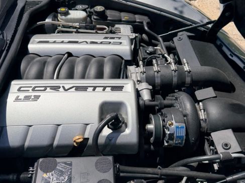 Used 2008 Chevrolet Corvette Coupe RWD image 11