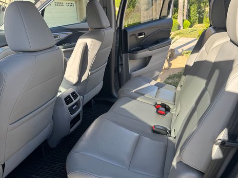 Used 2018 Honda Pilot EX-L image 16
