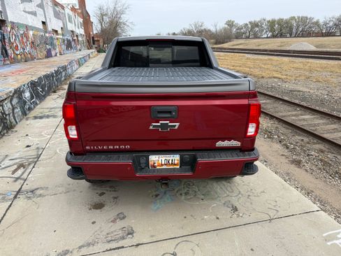 Used 2018 Chevrolet Silverado 1500 High Country w/ High Desert Package image 11