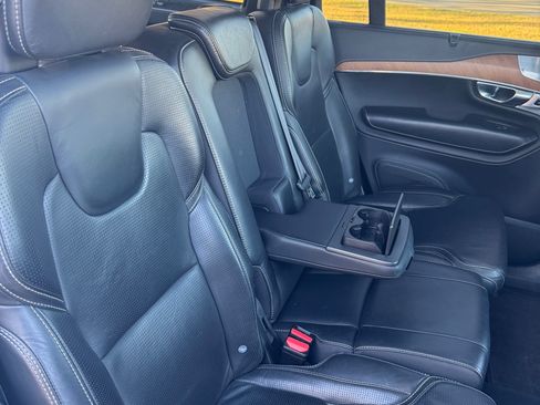 Used 2018 Volvo XC90 T6 Inscription w/ Convenience Package image 18