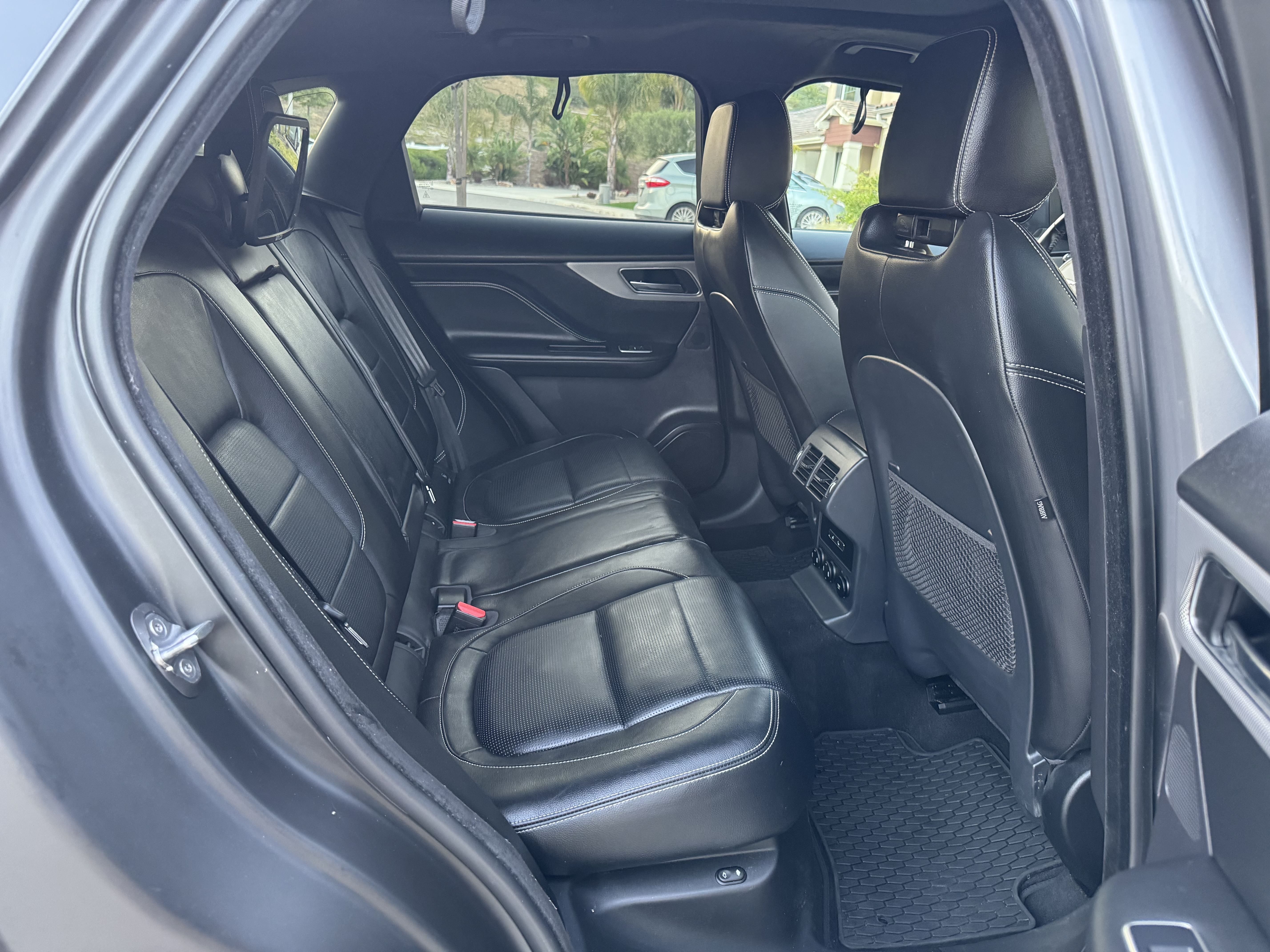 Used 2020 Jaguar F-PACE S AWD/4WD image 21