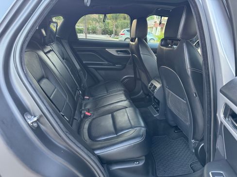 Used 2020 Jaguar F-PACE S AWD/4WD image 21