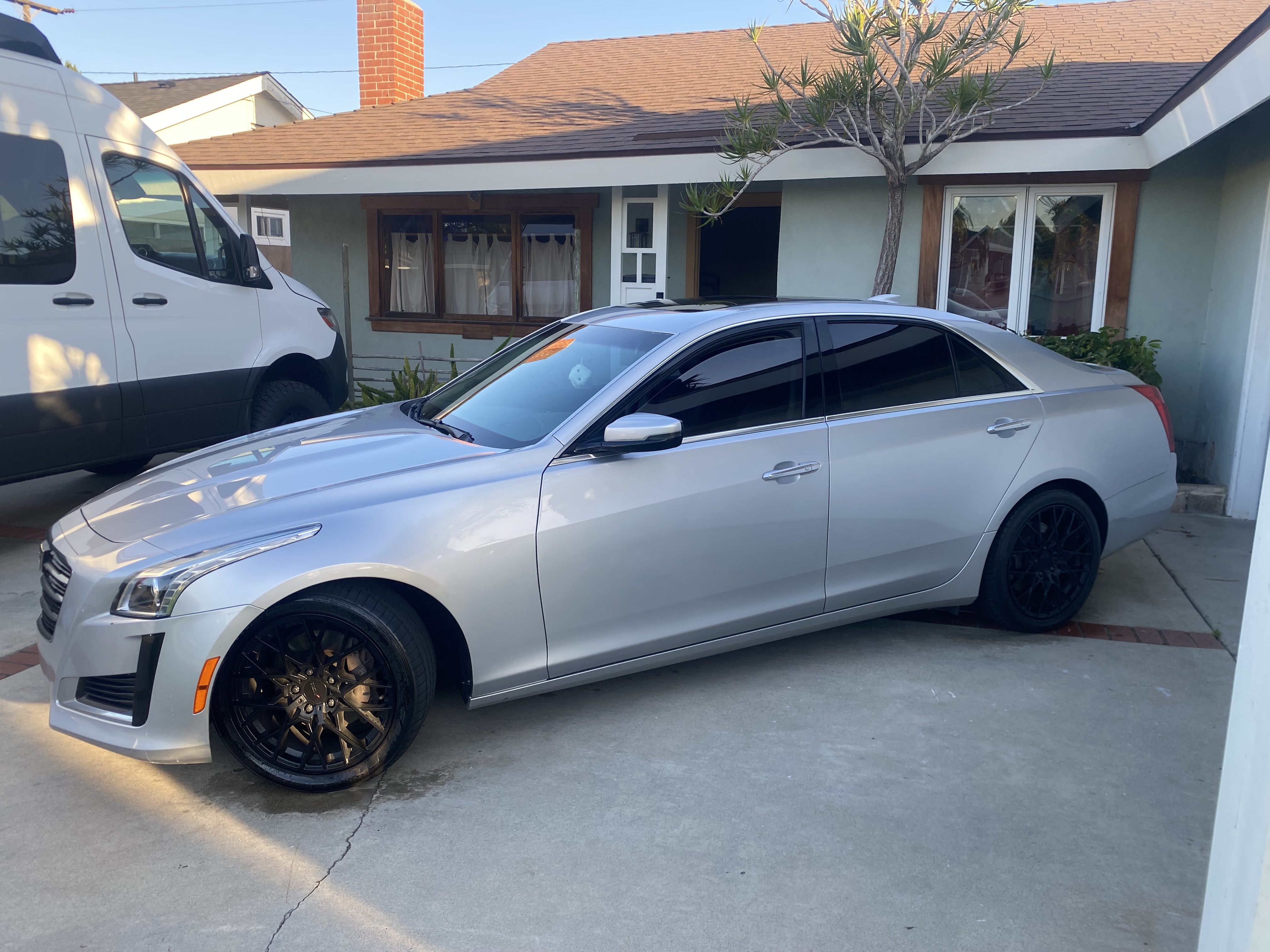 Used 2016 Cadillac CTS Luxury RWD image 22