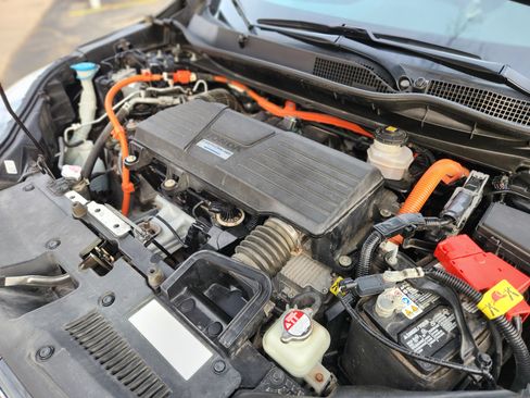 Used 2020 Honda CR-V LX image 12