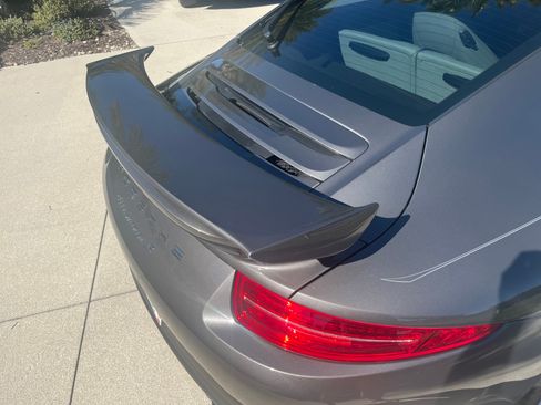 Used 2013 Porsche 911 Carrera S image 9