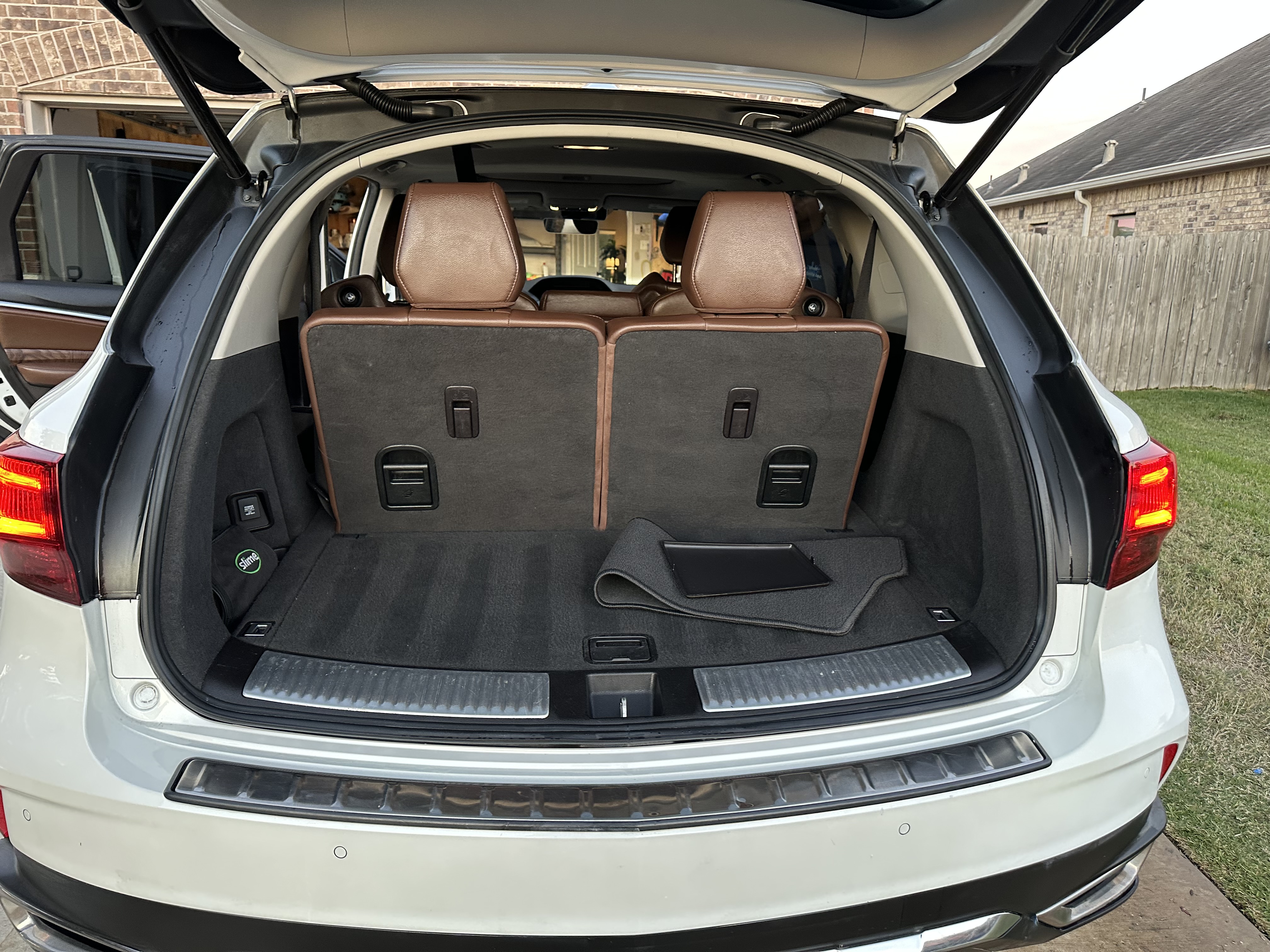 Used 2020 Acura MDX w/ Technology Package FWD image 11