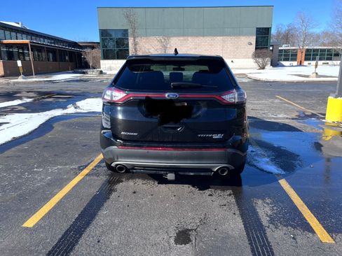 Used 2016 Ford Edge Titanium w/ Equipment Group 301A image 8