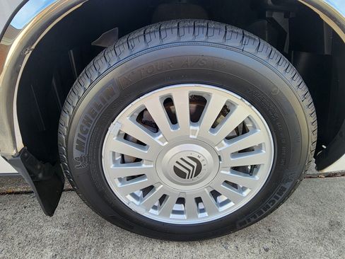 Used 2007 Mercury Grand Marquis LS image 28