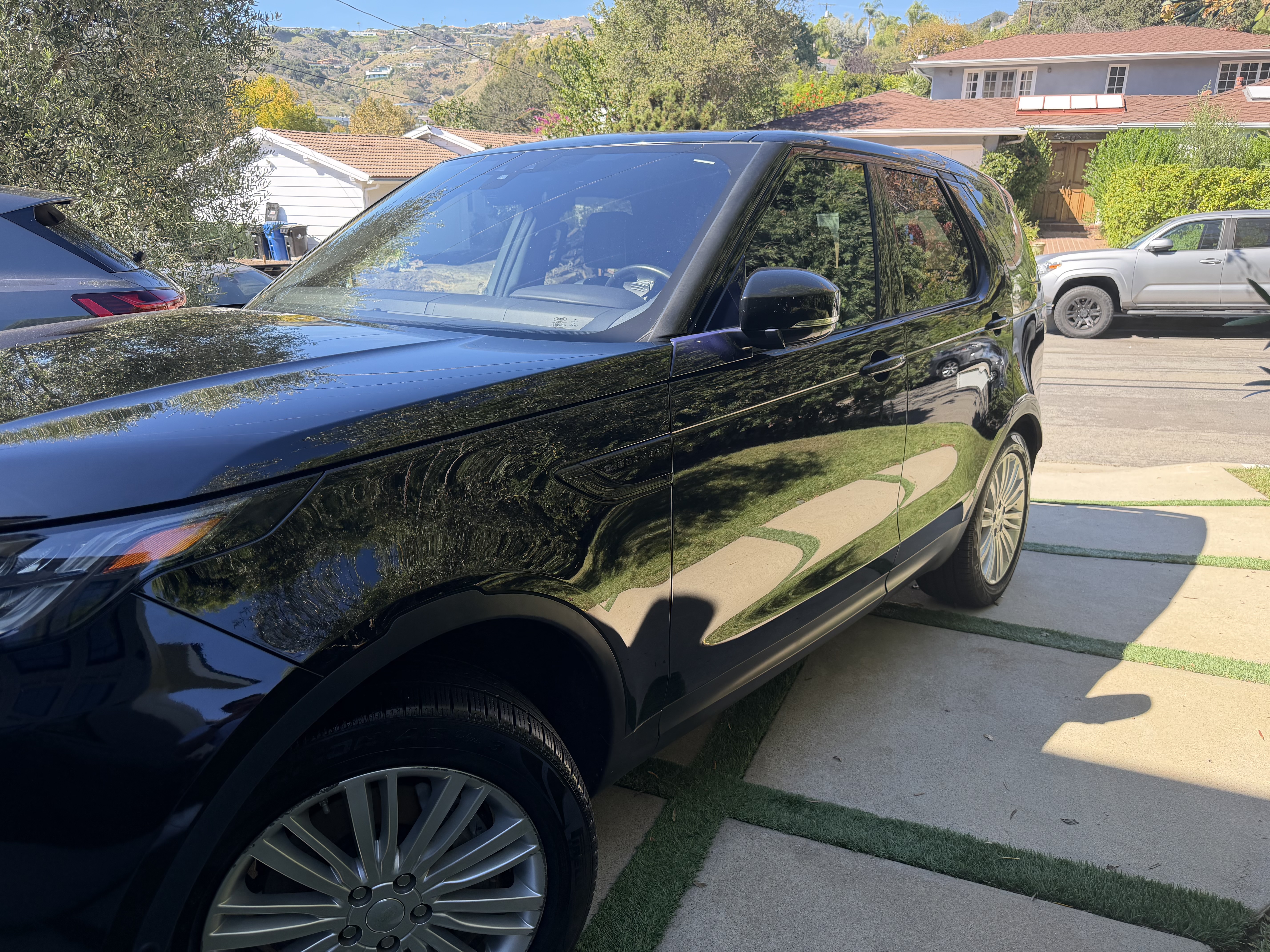 Used 2019 Land Rover Discovery HSE Luxury AWD/4WD image 5