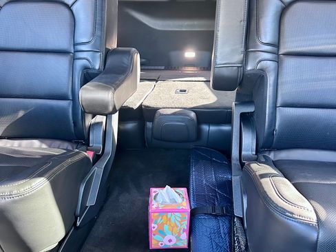 Used 2021 Lincoln Navigator Reserve image 6