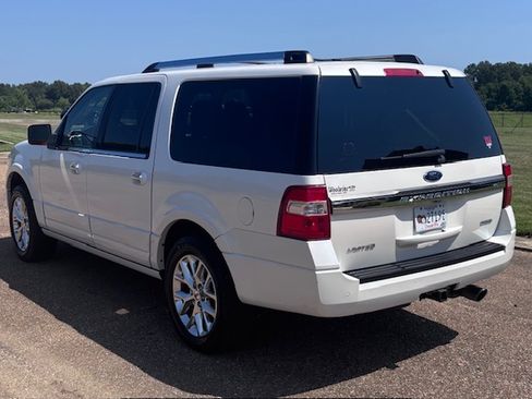 Used 2017 Ford Expedition EL Limited w/ Equipment Group 301A RWD image 1